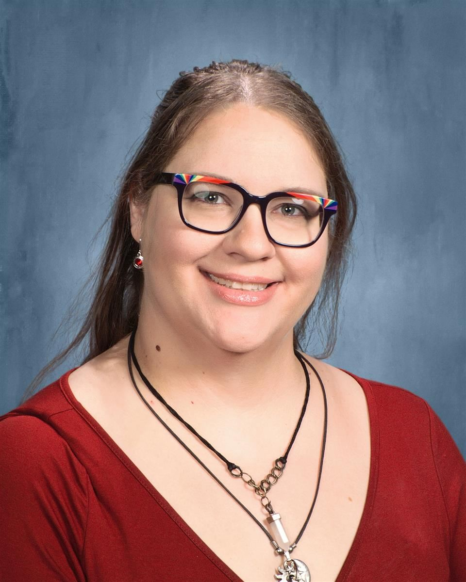 Mrs. Alicia Mata teaches English 2 and English 3 at HEHS. teaches English, sponsors multiple clubs, serves as our building Infinite Campus expert, and much more.